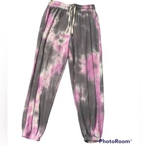 women’s urban outfitters joggers